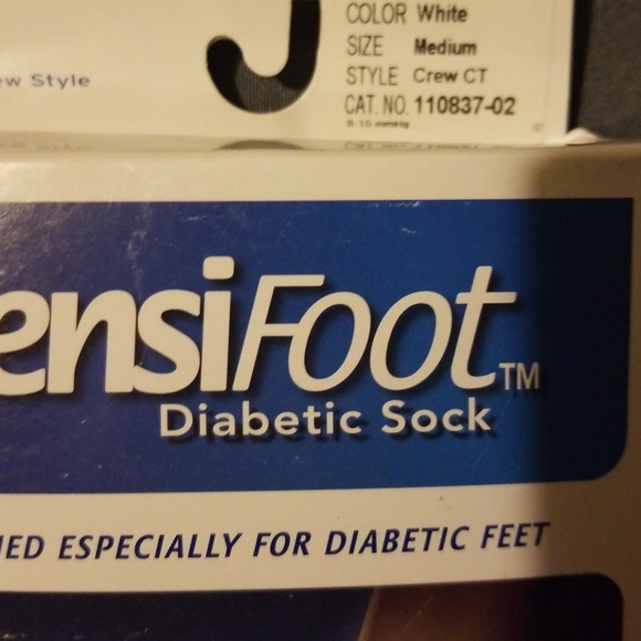 2 pair of diabetic Socks Crew White - Picture 2 of 2